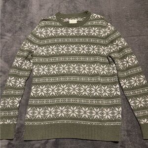 St. John's Bay Green and White Crewneck Sweater Nordic Pattern